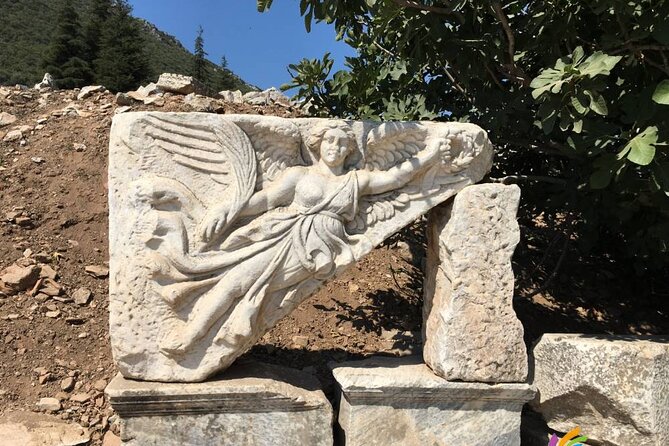 1 Day Ancient City Ephesus and House Virgin Mary Trip from Bodrum - Entering Ephesus after the long ride