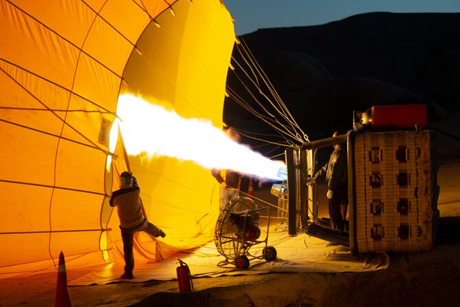 2 way Airport Transfer + Hot Air Balloon + 1 Day Tour (Green or Red) - How the two-day schedule works
