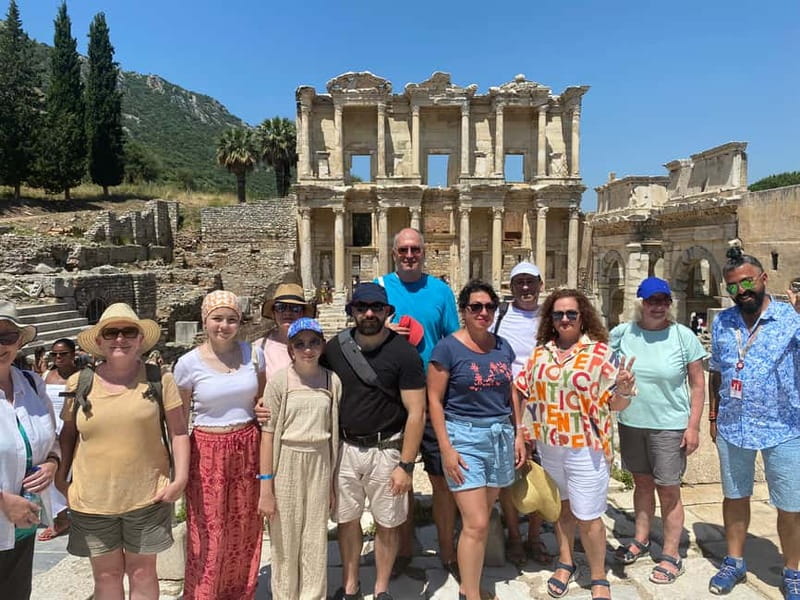 3-hour Ephesus and Terrace Houses Tour Kusadasi Cruiser Only - Meeting Your Guide at Kusadasi Cruise Port