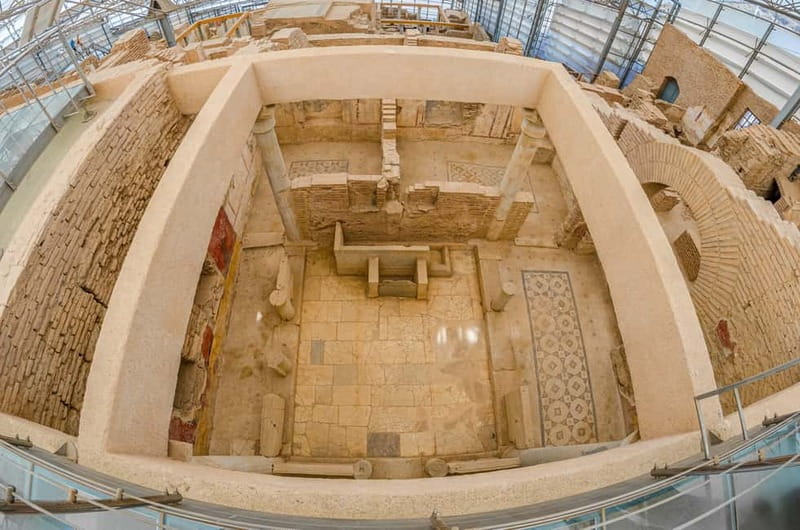 3-hour Ephesus and Terrace Houses Tour Kusadasi Cruiser Only - Countryside Lunch and the Arvalya Rugs Stop