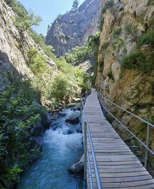Alanya: 3 in 1 Tour Sapadere Waterfalls, Dim Stream,Dim Cave - Dim Cave: impressive, but not effortless