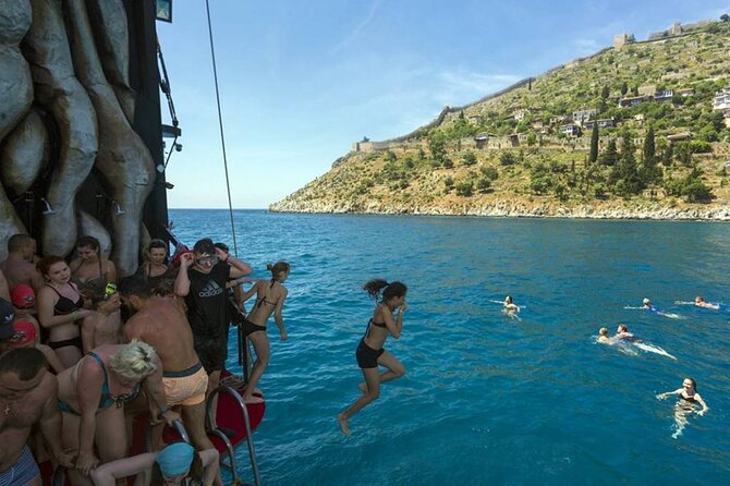 Alanya All Inclusive Pirate Boat Trip With Hotel Transfer - Photographs, drinks, and other paid extras