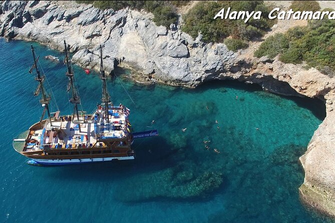 Alanya Catamaran Boat Trip incl. Lunch and drinks - Swimming in clear Mediterranean water