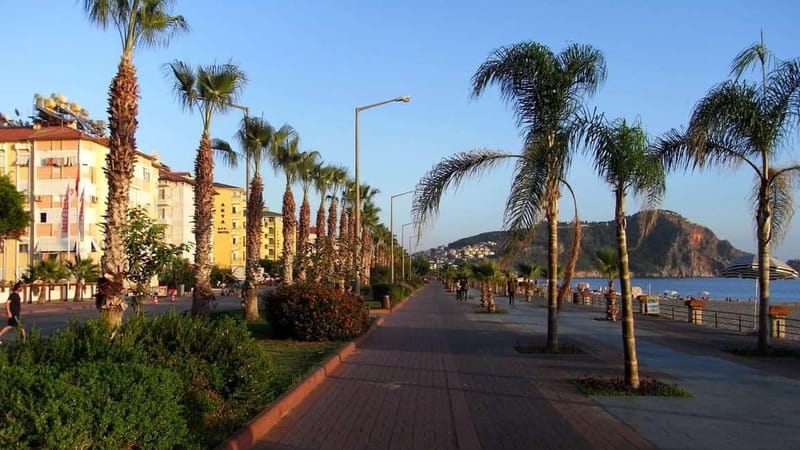 Alanya: City Tour with Sunset Views and Cable Car - Guides, vehicles, and the pace of the day