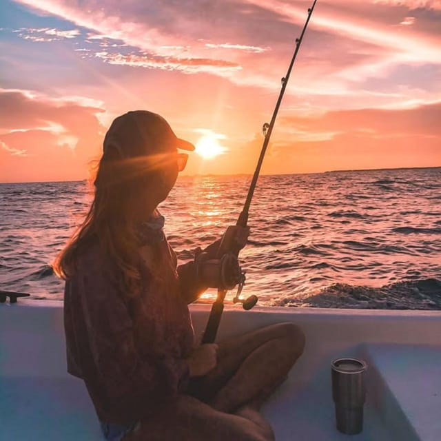 Alanya: Fishing Tour with Equipment and Lunch - Swimming and sunbathing between fishing stops