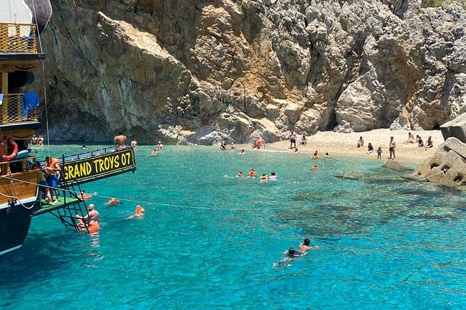 Alanya Grand Pirate Boat Tour with Lunch, Soft Drinks & Transfer - Caves, cliffs, and clear-water swimming stops