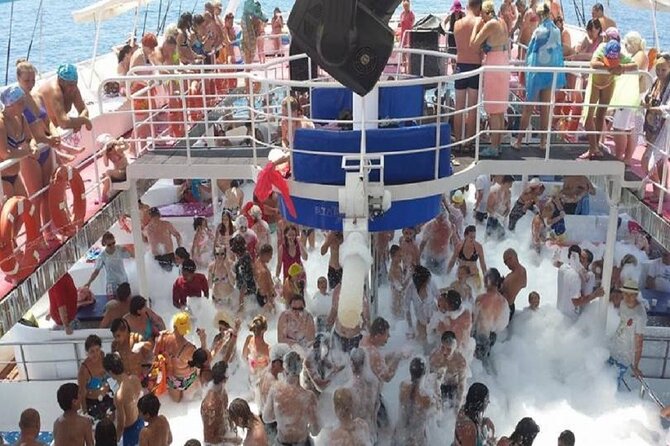 Alanya: Luxury Pirate Boat Tour with Foam Party - Ulaş Beach and the final hours at sea