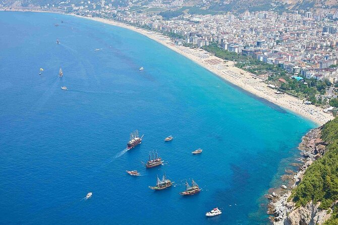 Alanya: Luxury Pirate Boat Tour with Foam Party - Boat comfort, seating, and cleanliness