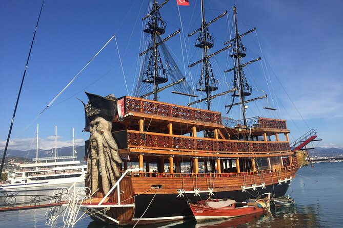 Alanya: Luxury Pirate Boat Tour with Foam Party - Pirates’ Cave, Lovers’ Cave, and Phosphorus Cave