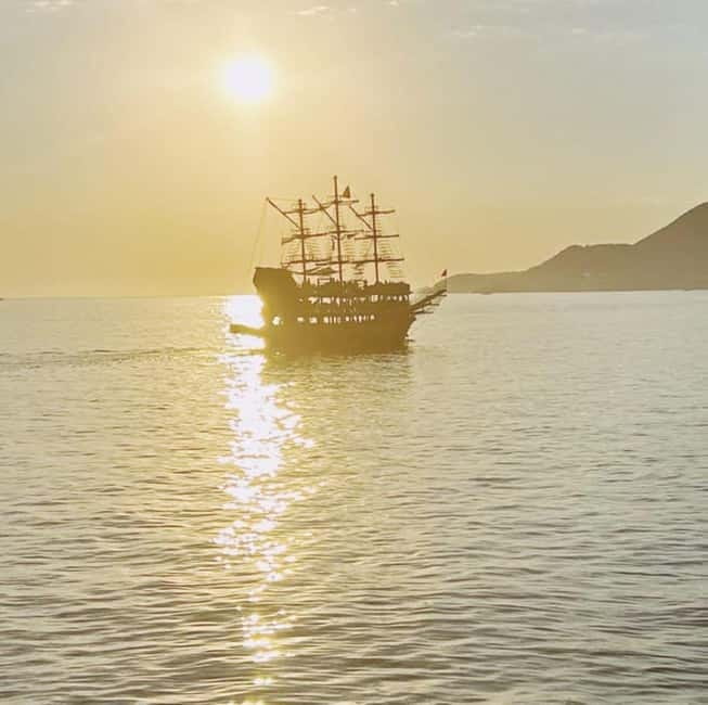 Alanya Optional Alcoholic Sunset Boat Cruise and Foam Party - Dinner, soft drinks, and the $14 price