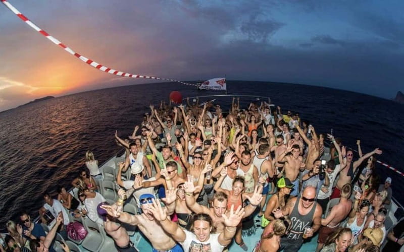 Alanya Optional Alcoholic Sunset Boat Cruise and Foam Party - What to bring, and where to sit