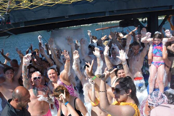 Alanya Pirate Boat Trip All-Inclusive with Lunch & Transfers - The harbor meeting point and optional pickup