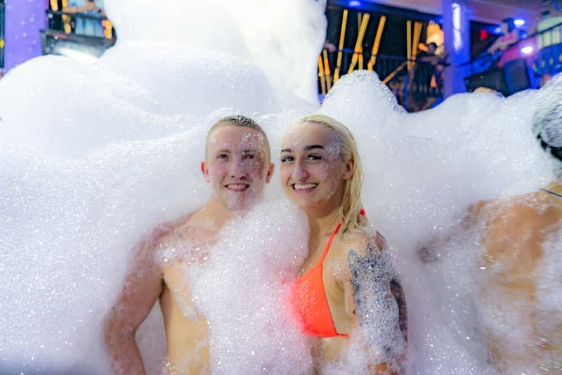Alanya: Pirate Boat Trip with Lunch and Drinks - Music, Dancing, and the Foam Party
