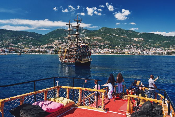 Alanya Pirate Boat with Lunch and Drinks - Alanya Castle from the Mediterranean