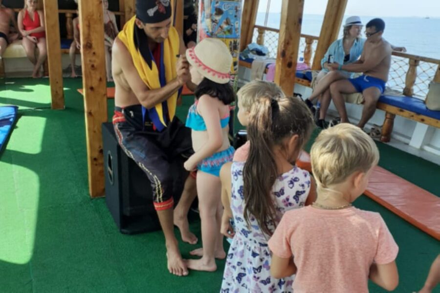 Alanya: Pirate Ship Cruise with Food and Swimming Stops - Who Will Enjoy This Cruise Most?