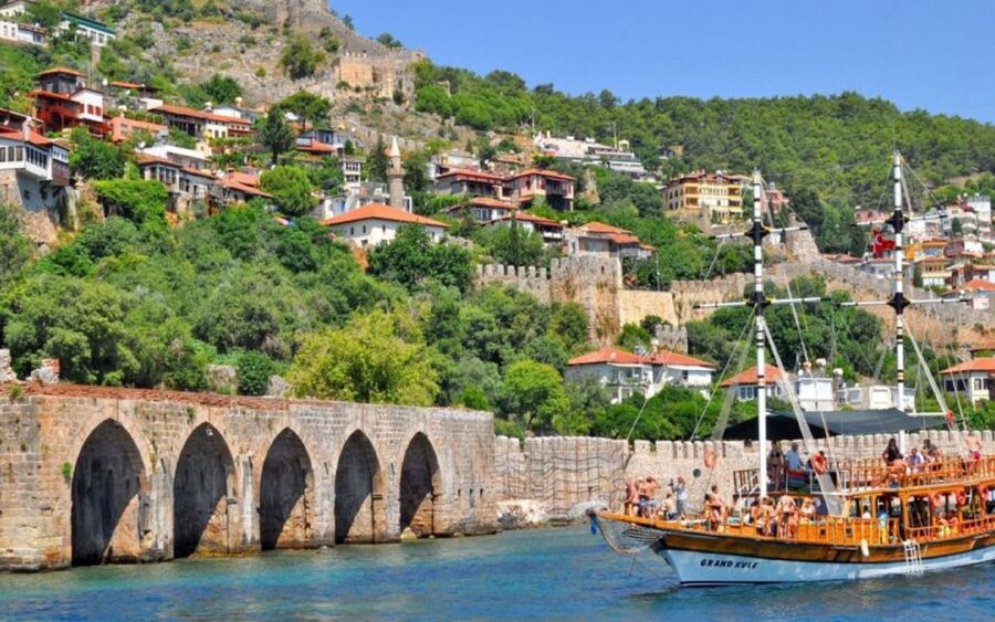 Alanya: Relax Boat Trip With Lunch & Swimming - Red Tower and the old shipyard from the sea