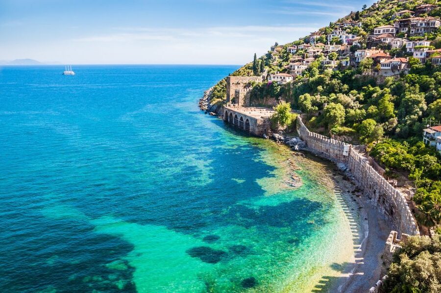 Alanya: Relax Boat Trip With Lunch & Swimming - Lunch beside the coast