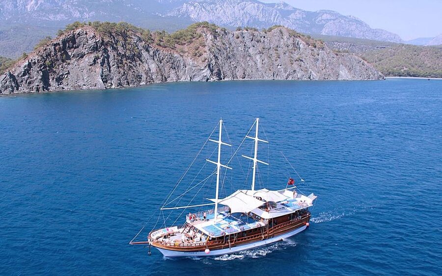 Alanya Relaxing Family Boat Tour Without Foam And Loud Music - Key points to know before booking