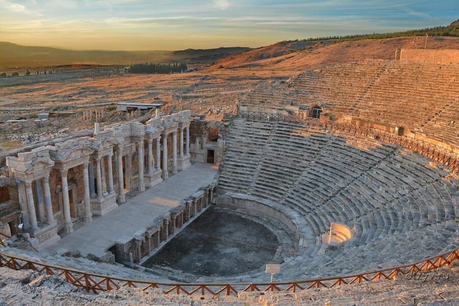 Alanya, Side, Antalya: Sunrise Balloon Tour in Pamukkale - Arriving before sunrise at Pamukkale