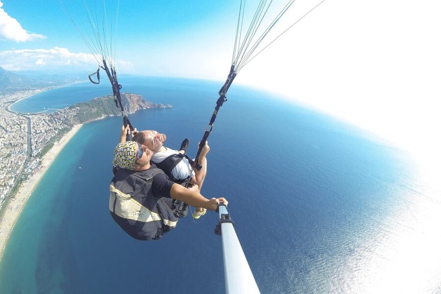 Alanya: Tandem Paragliding Experience Over Cleopatra Beach - What the briefing and take-off feel like