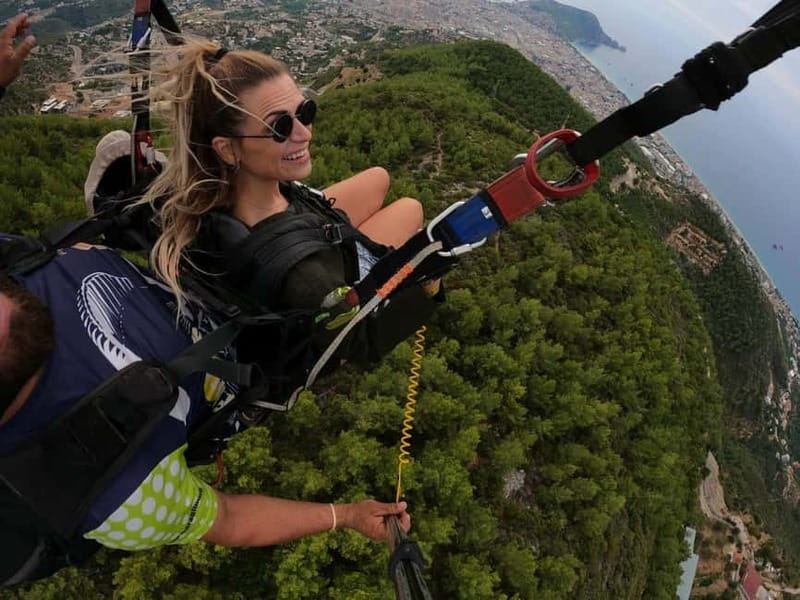 Alanya: Tandem Paragliding Experience with Video Option - Photos and video: useful, but budget for them