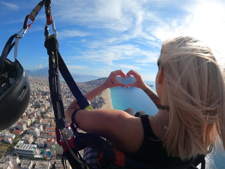 Alanya: Tandem Paragliding Flight to Cleopatra Beach - The takeoff requires a short, fast run