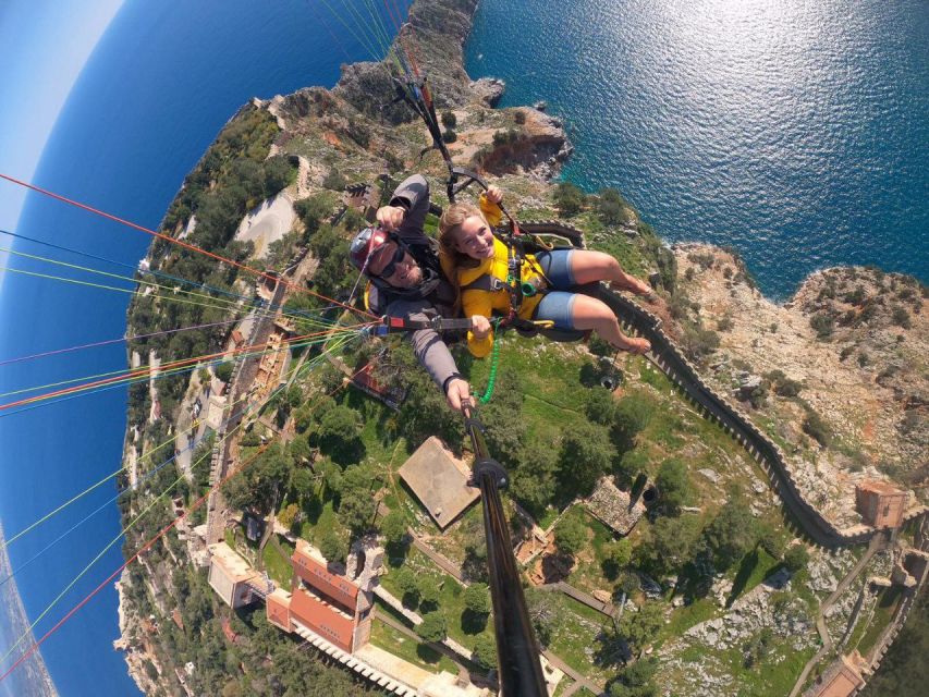 Alanya: Tandem Paragliding from 700m with Meeting or Pick Up - What the $77 price really covers