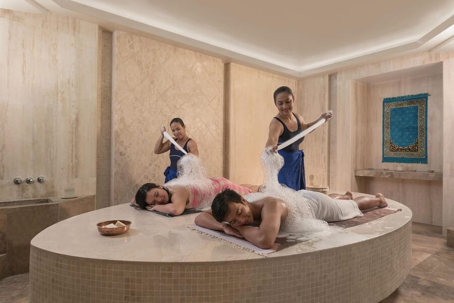 Alanya Turkish Bath – 4 Hammam Options for Pure Relaxation - Entering the bath: sauna, steam, and heat