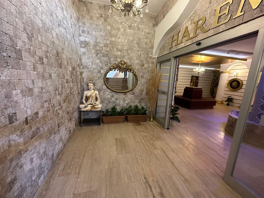Alanya: Turkish Bath with Foam and Aromatherapy Massages - Poolside fruit and Turkish tea slow the pace