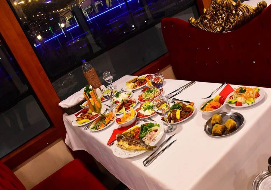 All Inclusive; Istanbul Bosphorus Dinner Cruise w/live shows - What this four-hour Bosphorus night feels like