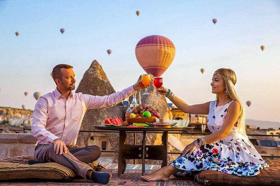 Antalya: 2-Day Guided Cappadocia Tour with Cave Hotel Option - Lunch near Uchisar