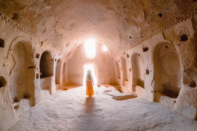 Antalya : 2 Days Cappadocia Tour w/ Option Cave Hotel Ballon Ride - Pottery workshops and the pressure to buy
