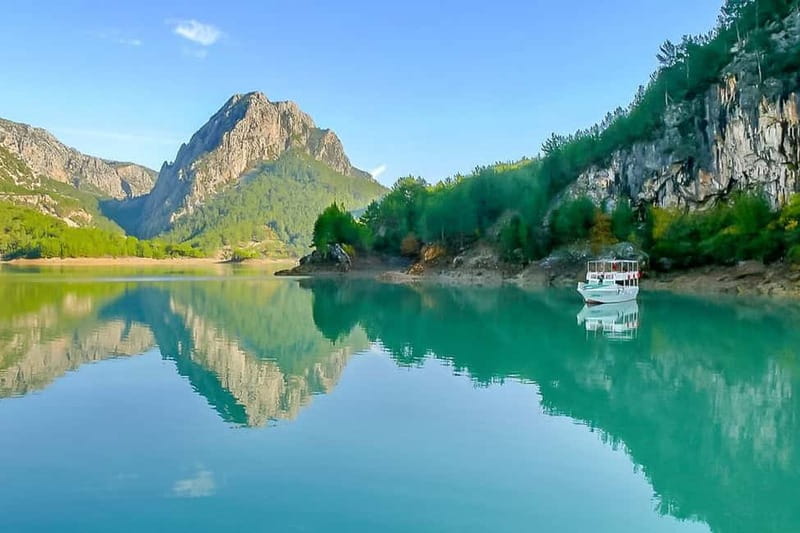 Antalya: Green Canyon Boat Trip w/Lunch near Green Lake - The first look at the emerald Green Canyon