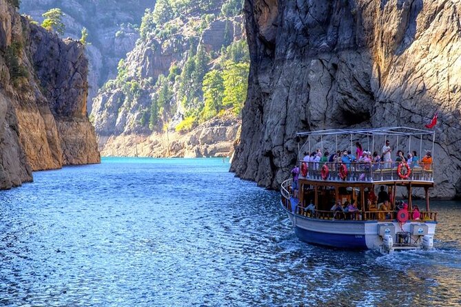 Antalya: Green Canyon Boat Trip with Lunch and Drinks - Soft drinks, swimming, and the fishing stop