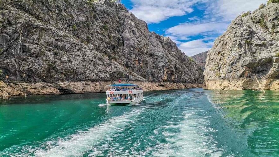 Antalya: Green Canyon Boat Trip with Lunch & Soft Drinks - Swimming in clear, cool water
