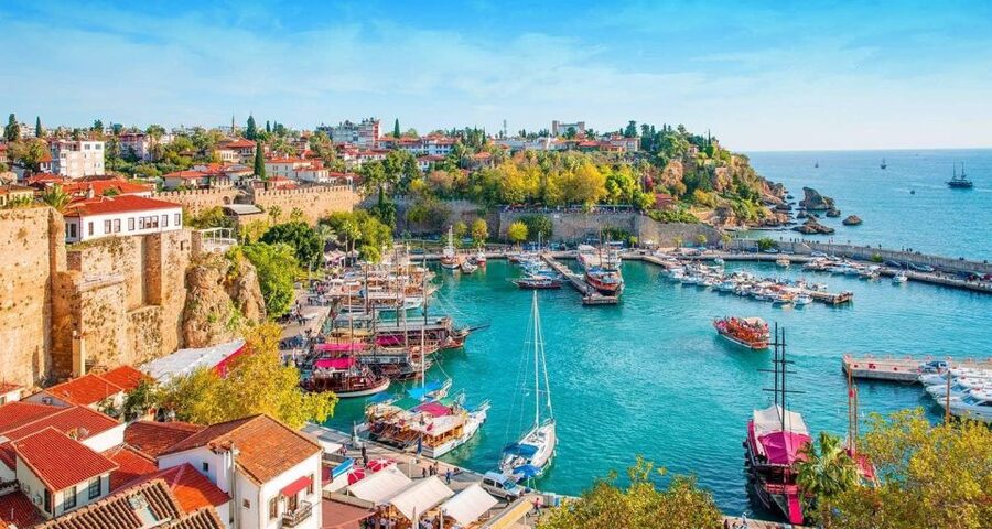 Antalya: Guided Old Town Tour with Boat Trip and Lunch - What this Antalya tour is really trying to do