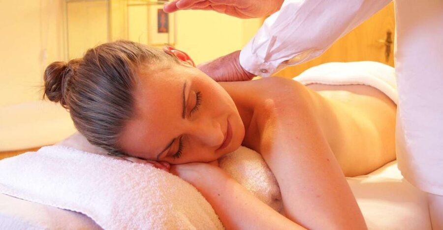 Antalya: Hammam Turkish Bath Expereince with Transfer Option - Warming up in the sauna and steam room