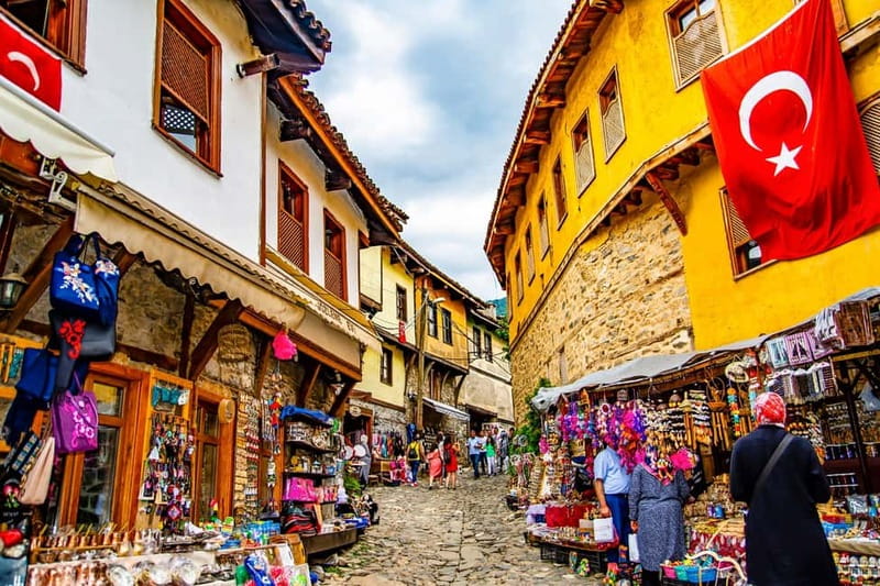 Antalya: Kaleici Old Town Small Group Guided Walking Tour - Starting at Atatürk Caddesi and entering Kaleici