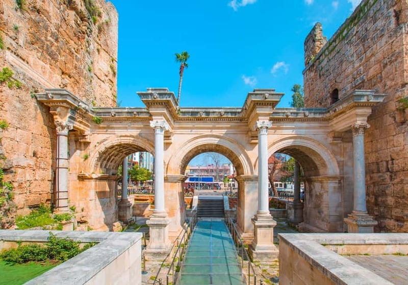 Antalya/Kemer: City Tour w/Olympos Cable Car, Boat & Lunch - Kaleiçi and Hadrian’s Gate