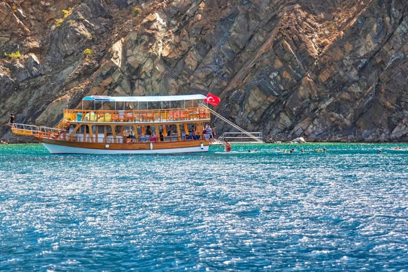 Antalya/Kemer: Suluada & Adrasan Boat Trip with Lunch - Lunch back on the boat