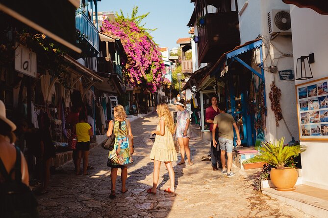 Antalya: Old Town Walking Tour incl. Turkish Tea and Baklava - Inside the Antalya Ethnographic Museum