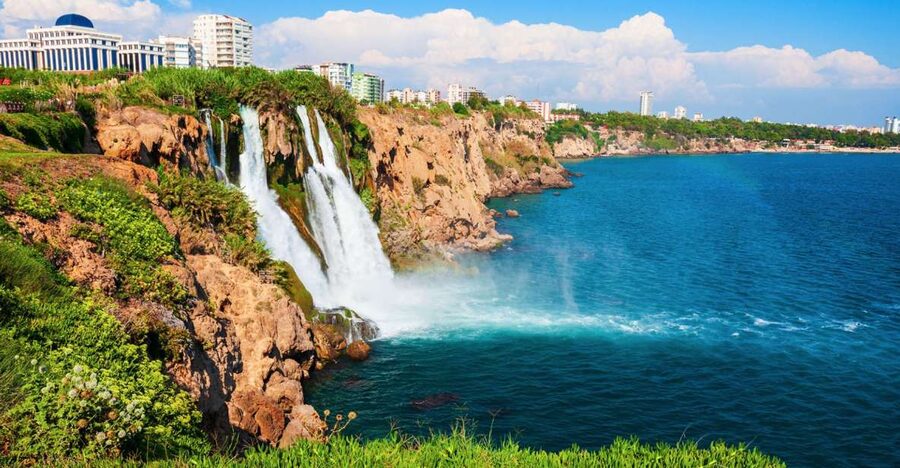 Antalya: Relax Boat Trip with Lunch to the Duden Waterfall - Cruising along Antalya’s cliffs