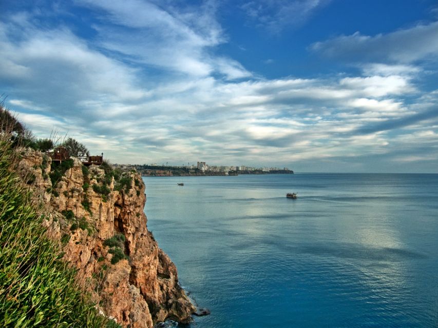 Antalya: Relax Boat Trip with Lunch to the Duden Waterfall - Guides, languages, and what is included