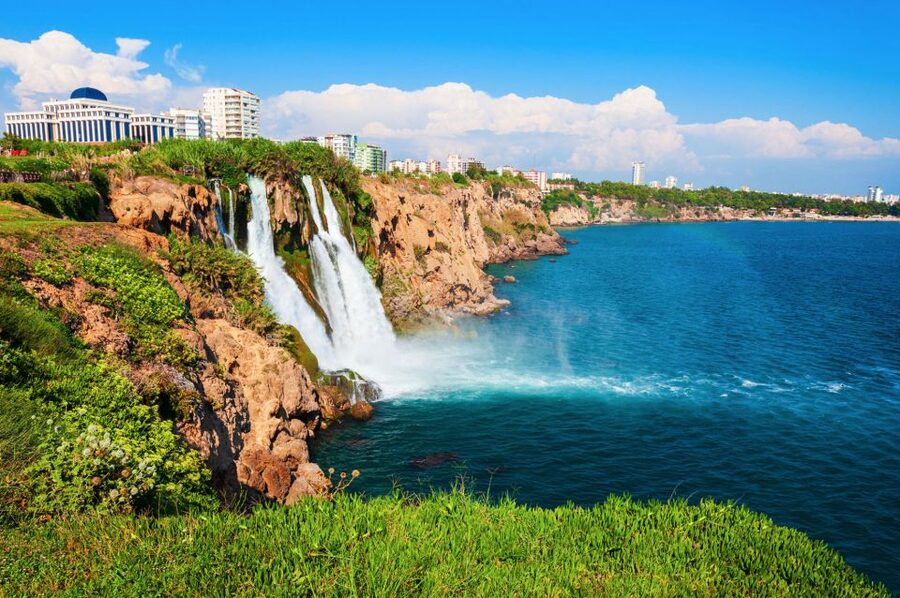 Antalya: Relax Boat Trip with Lunch to the Duden Waterfall - The morning departure from Kundu