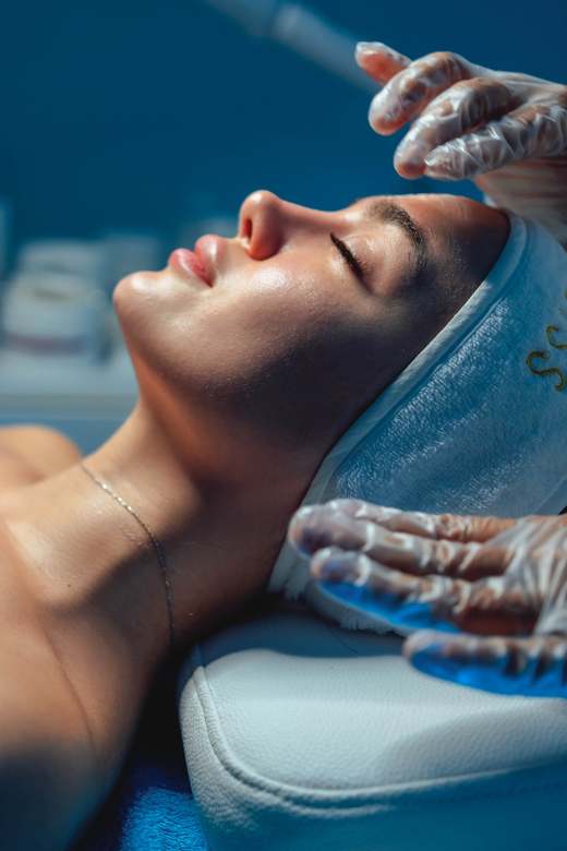 Antalya: Spa and Skin Care Experience with Massage and Drink - Sauna heat and the quieter salt room