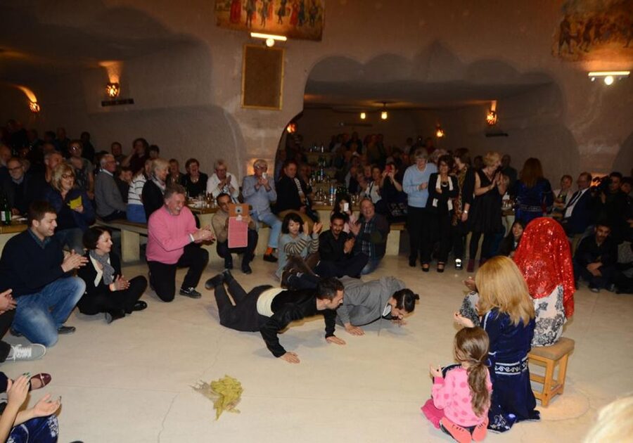 Avanos: Turkish Music and Dance Show with Dinner & Drinks - How the three hours usually feel