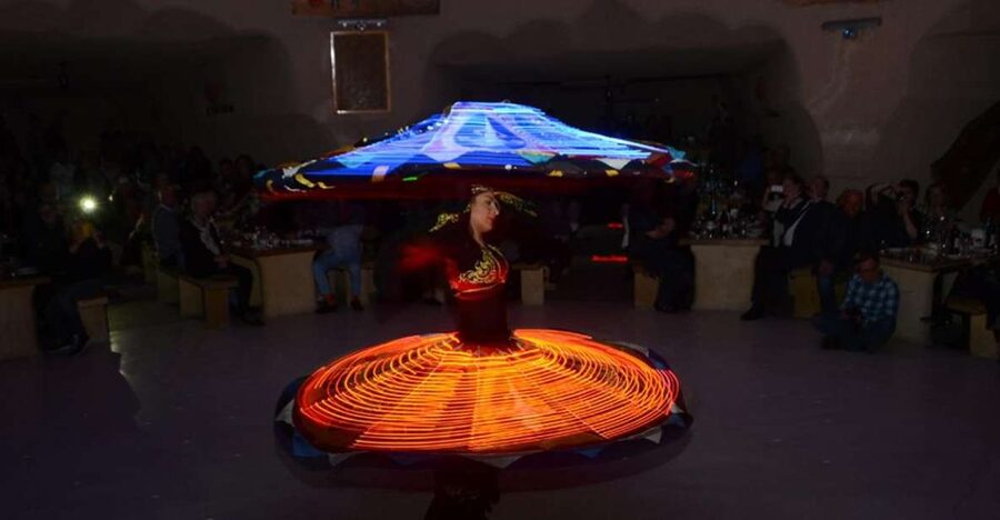 Avanos: Turkish Music and Dance Show with Dinner & Drinks - The opening meze and first drink