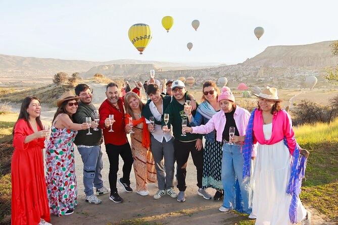 Balloons watching Tour w/ PickUp, Breakfast - The photography service and what to expect