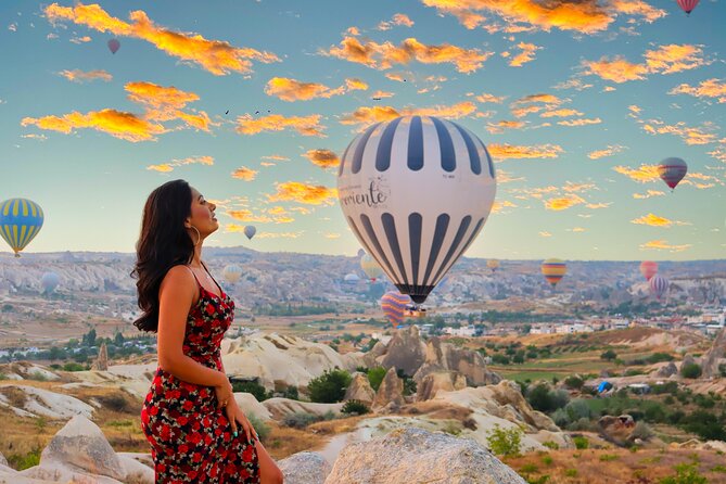 Balloons watching Tour w/ PickUp, Breakfast - Rose Valley before sunrise: the first stop