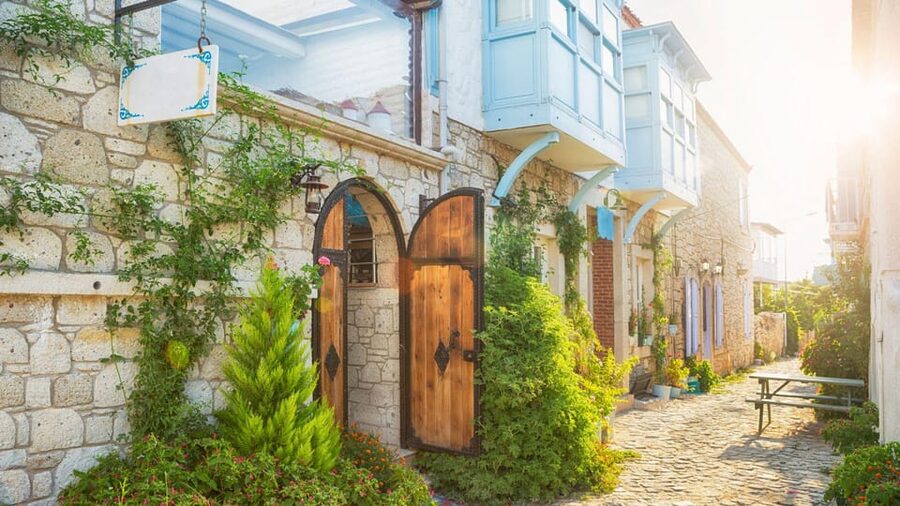 Best of Izmir: Private Walking Tour with a Local - Tea, coffee, and the food side of Izmir
